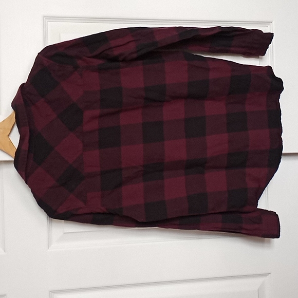 Bluenotes Purple and Black Long Sleeve Button Up Flannel Small - Picture 4 of 7